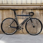 Carica l&#39;immagine nel visualizzatore di Gallery, Gray 700C Fixed Gear Bike | Aluminum Frame Carbon Fork
